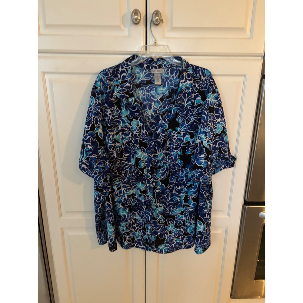 Catherines Blue Floral Scroll Button Down Blouse Top 4X 30/32W Short Sleeve